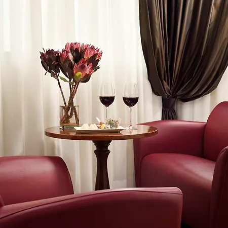 Unahotels Scandinavia Hotel Milano