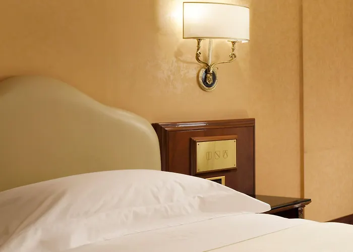 Scandinavia 4* Mediolan