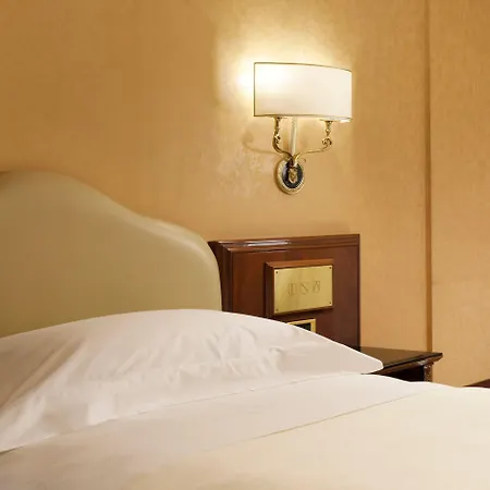 Scandinavia 4* Milánó