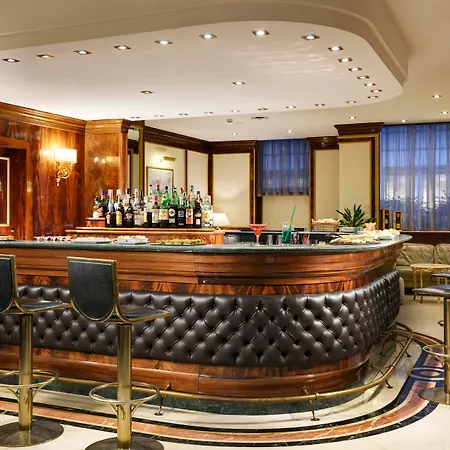 Scandinavia Hotell 4*