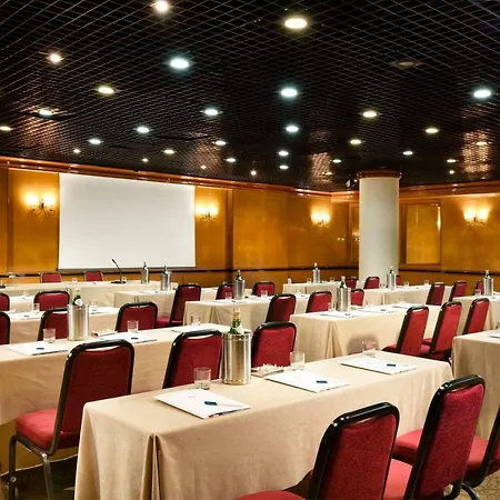 Hotell Scandinavia 4*